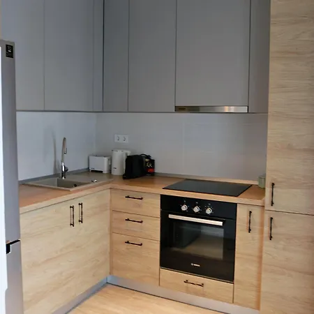 Urban Nest - Luxe Hideaway In Belvedere Daire *