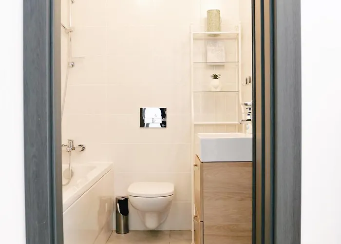 Urban Nest - Luxe Hideaway In Belvedere