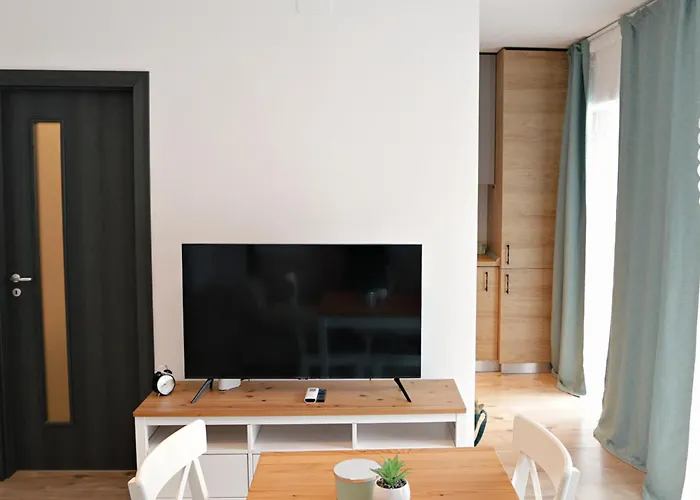 Urban Nest - Luxe Hideaway In Belvedere Apartament *